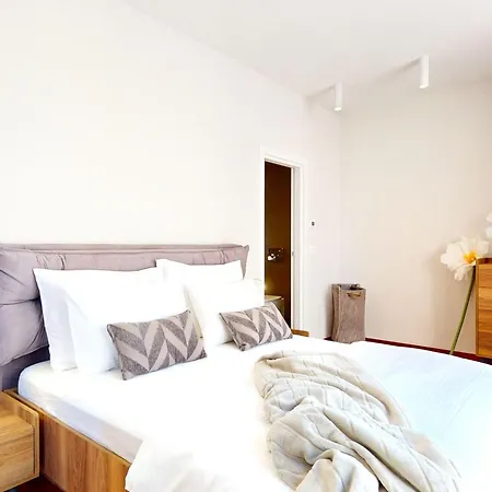 Artemisia By Interhome *