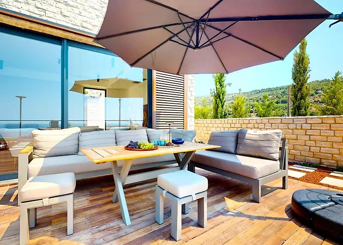 Artemisia By Interhome Primošten